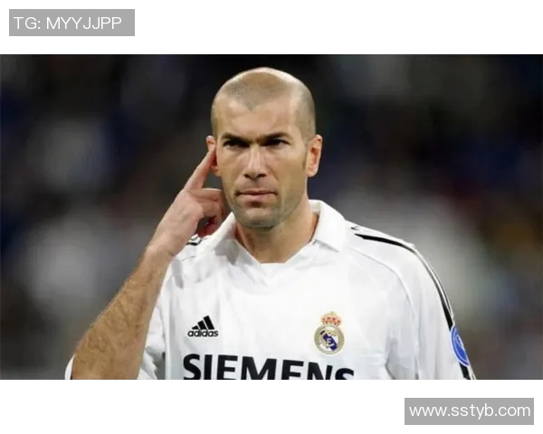 最帅足球明星街头风采大揭秘球场之外的魅力与时尚碰撞 最帅足球明星街头风采大揭秘球场之外的魅力与时尚碰撞